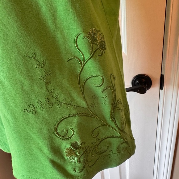 Coldwater Creek Women's Green Embroidered Top - Picture 3 of 12